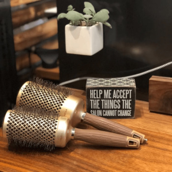 NanoThermic Ceramic + Ion 44 Hairbrush - Okrúhla kefa
